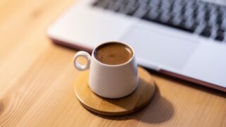 コーヒーとパソコン