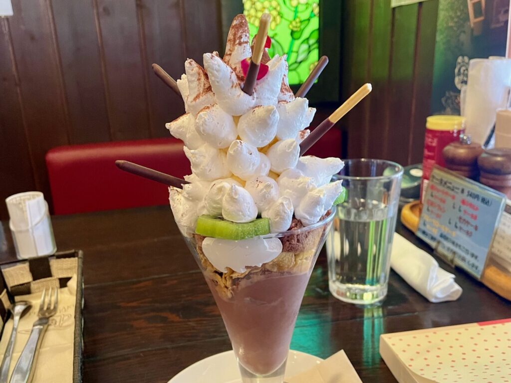 松ぼっくりパフェ